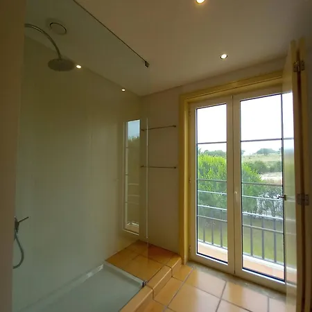 Lakeview Luxury With Pool 빌라